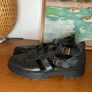 Vagabond chunky sandals